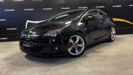 Opel ASTRA GTC 1.7 CDTI 