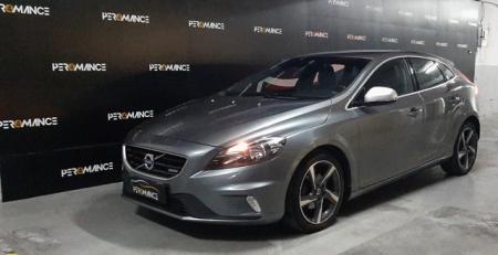 Volvo V40  D2 2.0D 120CV R-DESIGN