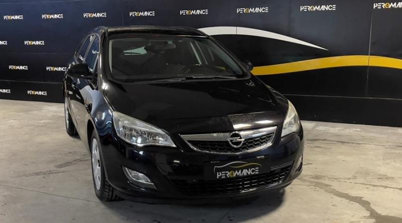 Opel ASTRA ST