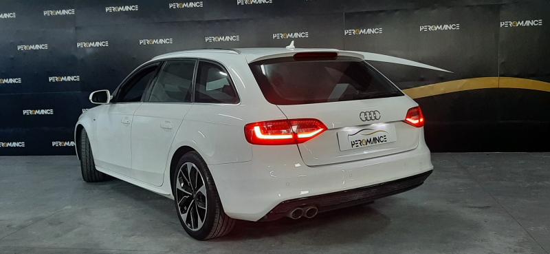 Audi A4 AVANT S-LINE 