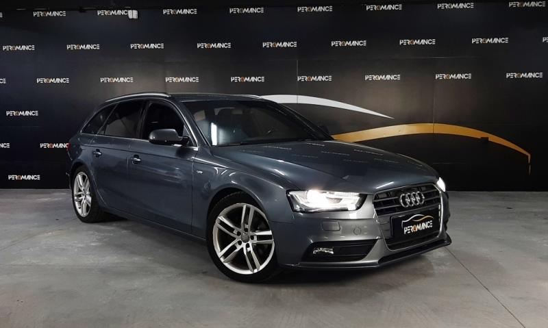 Audi A4 AVANT 