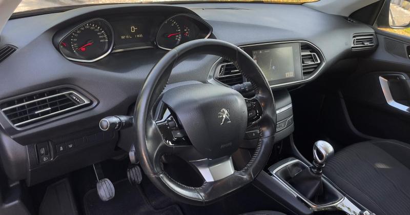 Peugeot 308