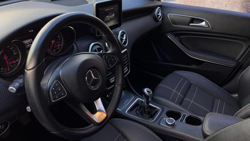 Mercedes Benz A180