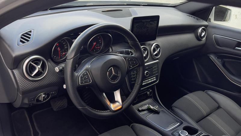 Mercedes Benz A180