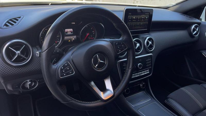 Mercedes Benz A180