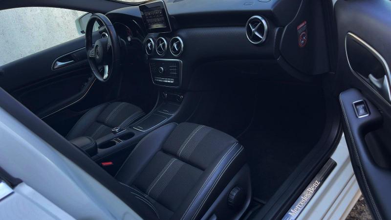 Mercedes Benz A180