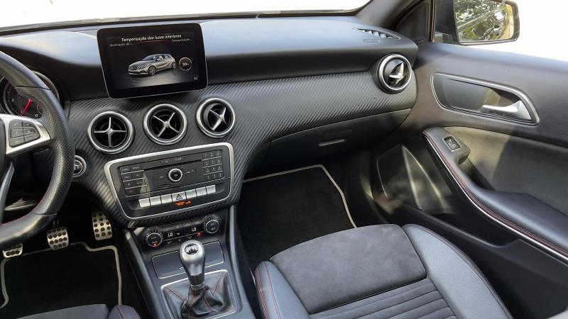 Mercedes Benz A180