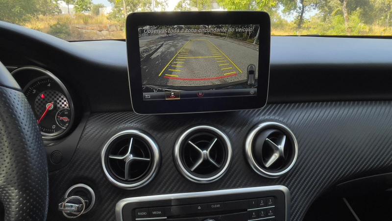 Mercedes Benz A180