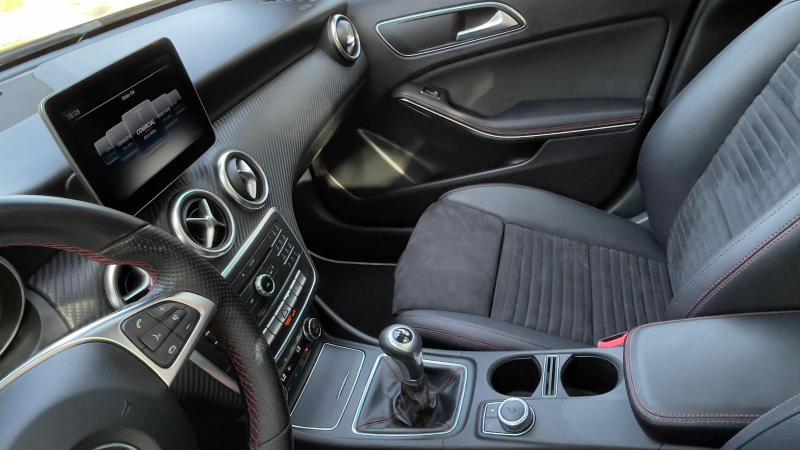 Mercedes Benz A180