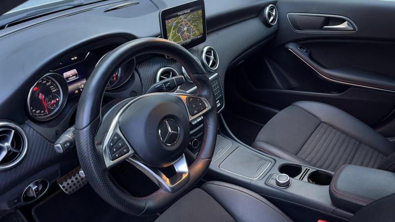 Mercedes Benz A180