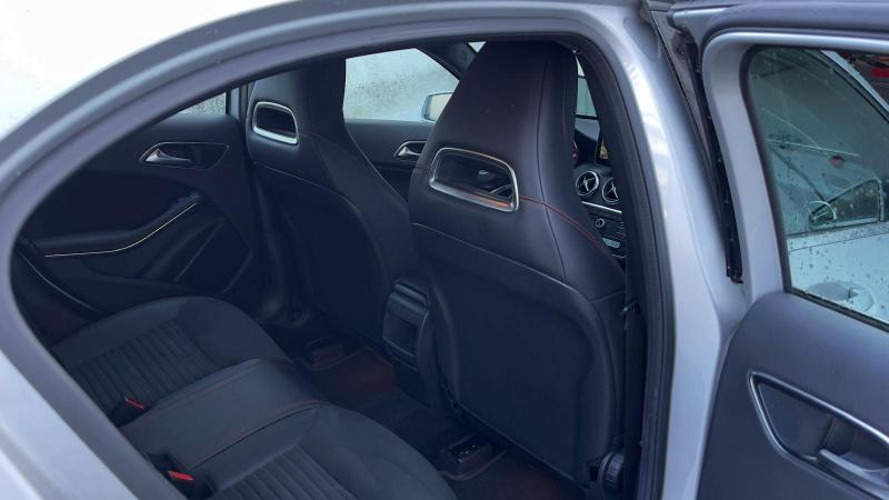 Mercedes Benz A180