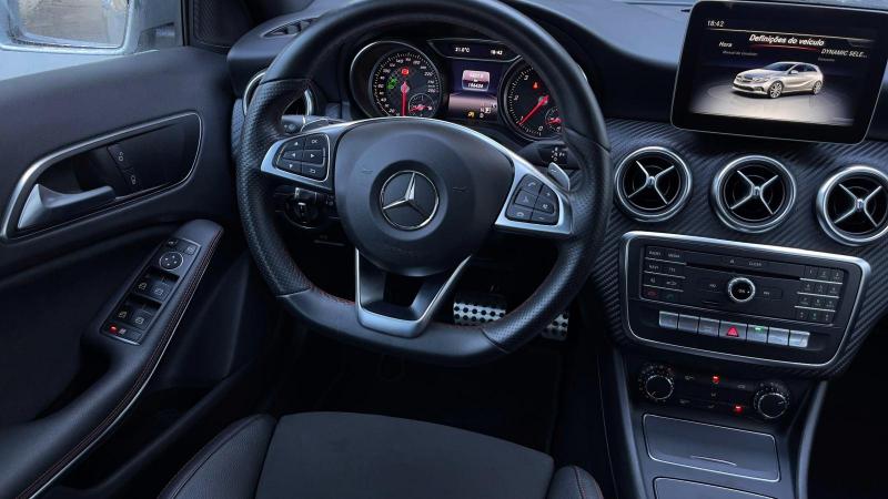 Mercedes Benz A180