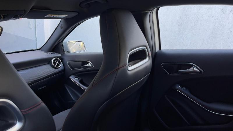 Mercedes Benz A180