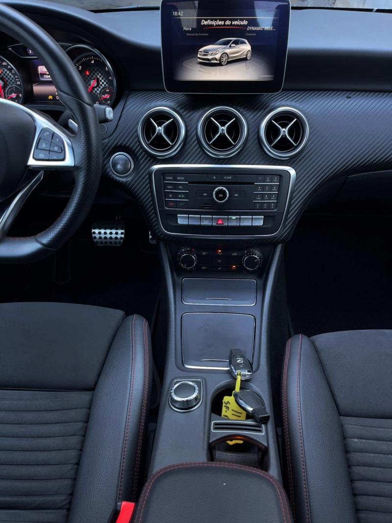 Mercedes Benz A180