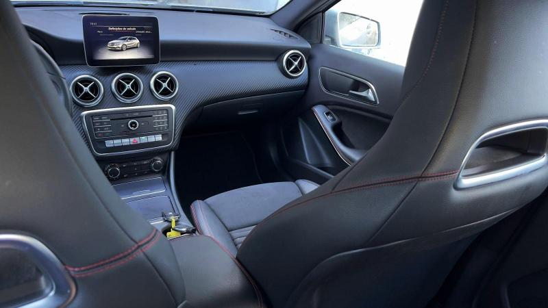 Mercedes Benz A180