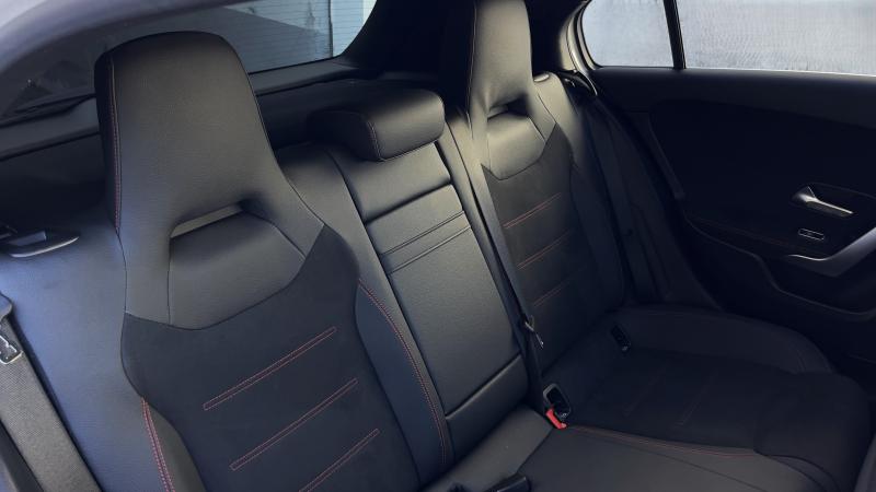 Mercedes Benz A250e