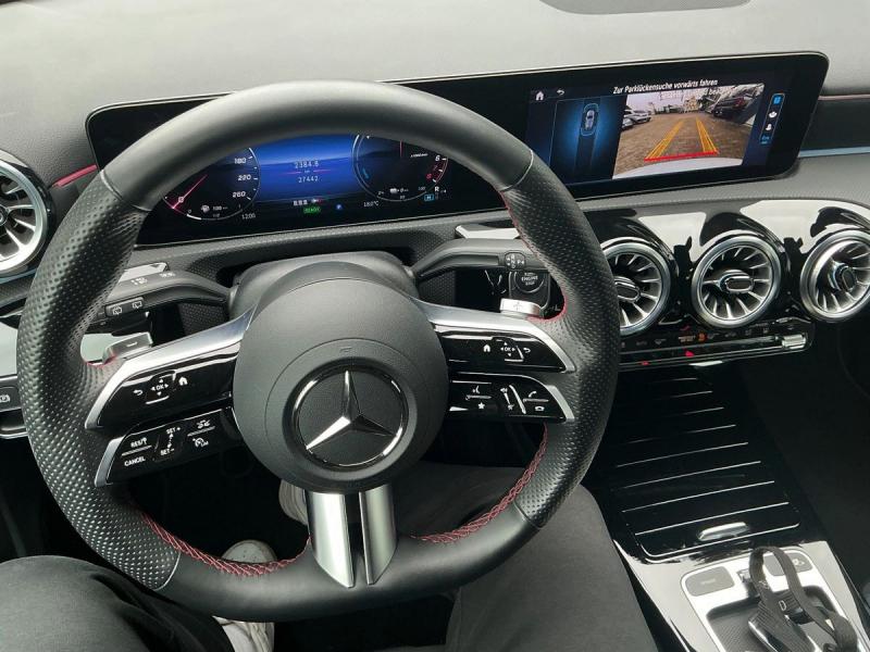 Mercedes Benz A250e