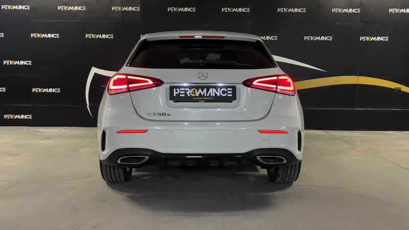 Mercedes Benz A250e