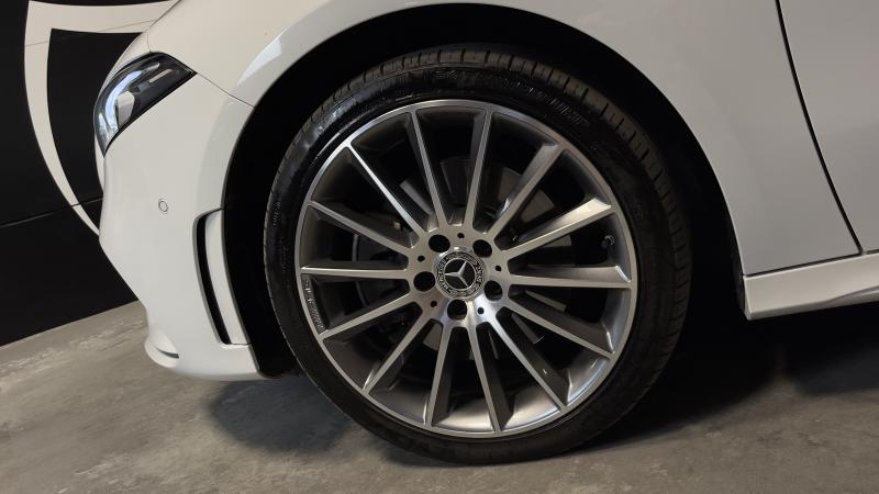 Mercedes Benz A250e