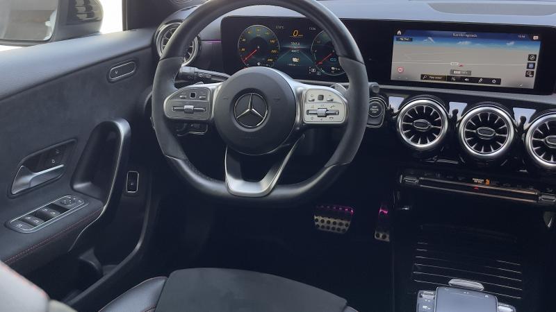 Mercedes Benz A250e