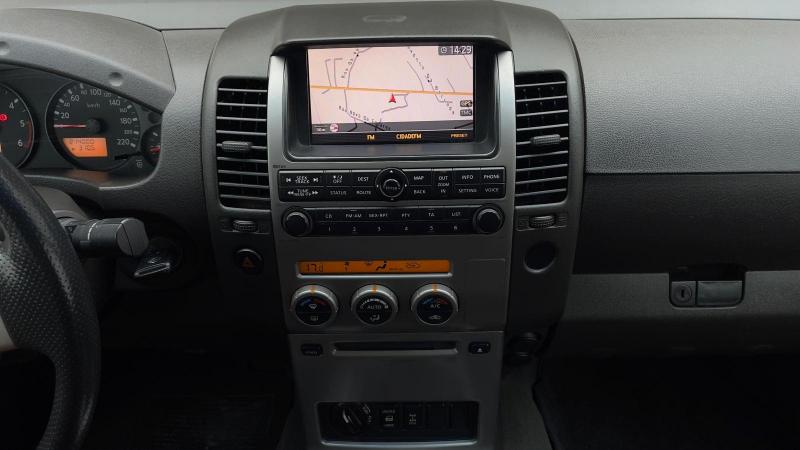 Nissan NAVARA D40