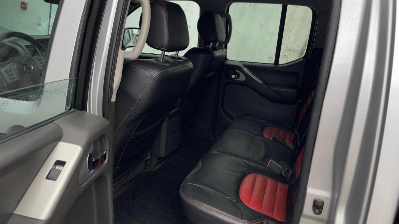 Nissan NAVARA D40