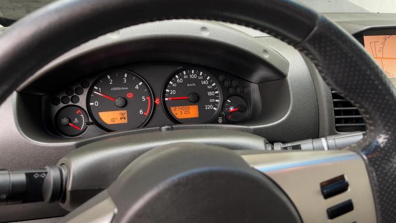 Nissan NAVARA D40