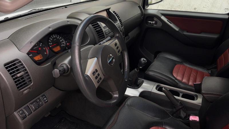 Nissan NAVARA D40