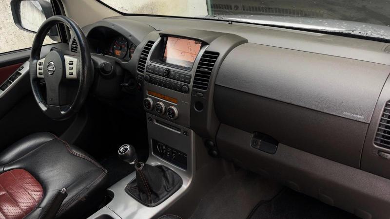 Nissan NAVARA D40
