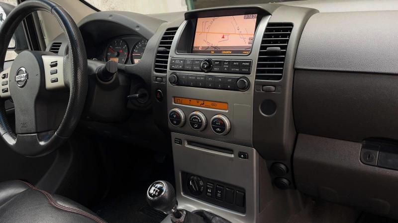 Nissan NAVARA D40
