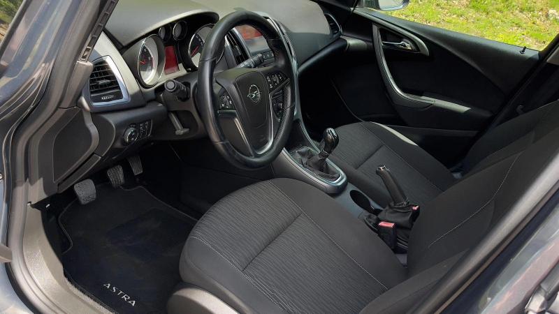 Opel ASTRA