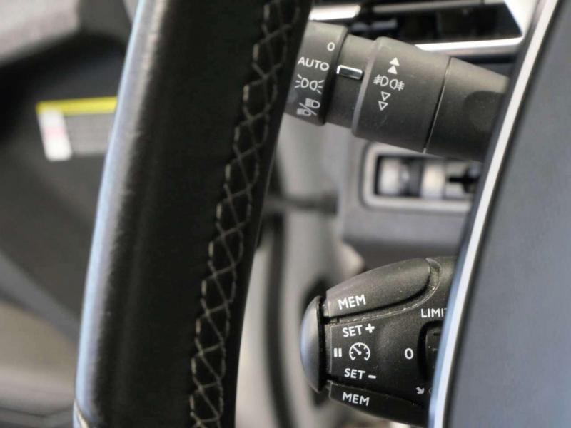 Peugeot 3008 HDI ALLURE 