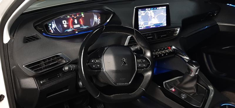 Peugeot 3008 HDI ALLURE 