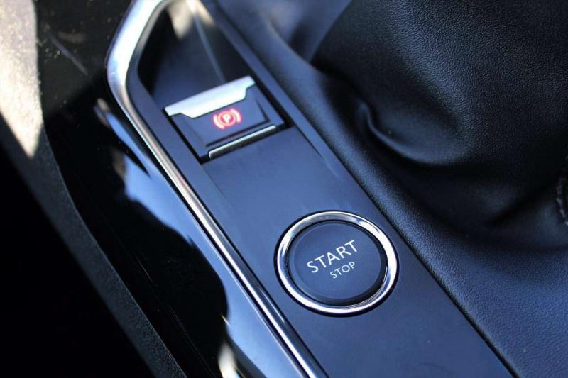 Peugeot 3008 HDI ALLURE 