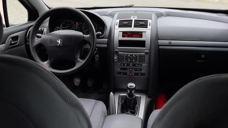 Peugeot 407 SW
