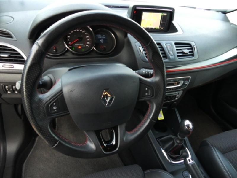 Renault MEGANE COUPE 