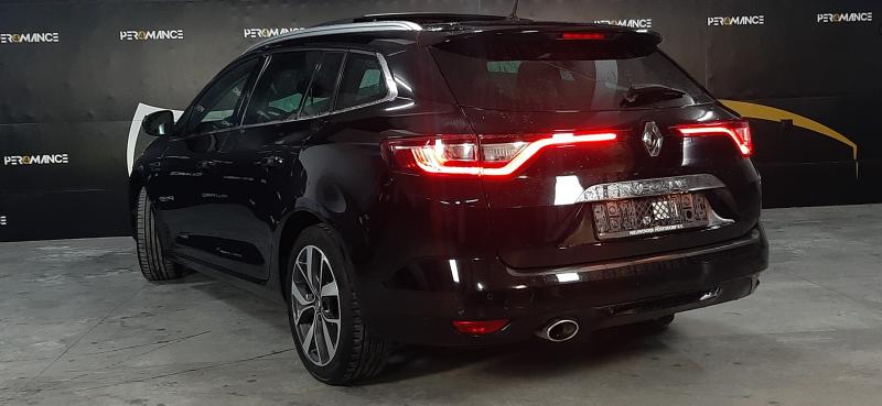 Renault MEGANE SPORT TOURER BOSE 