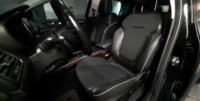 Renault MEGANE SPORT TOURER BOSE 