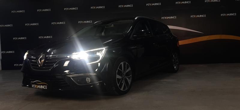 Renault MEGANE SPORT TOURER BOSE 
