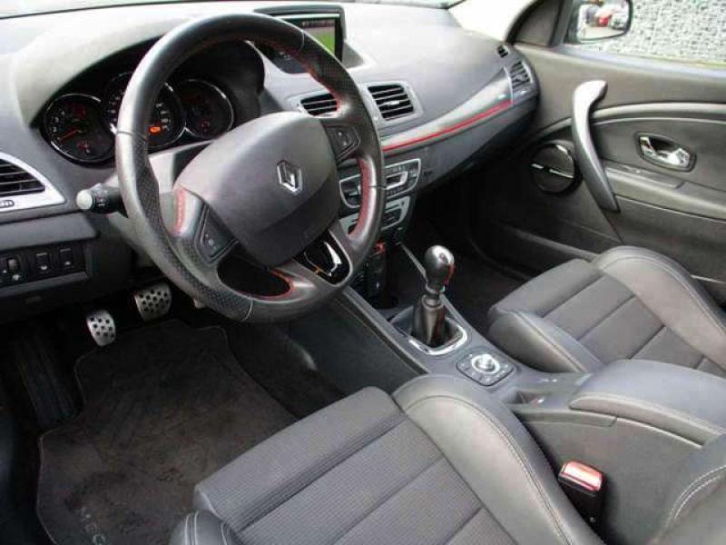 Renault MEGANE SPORT TOURER 