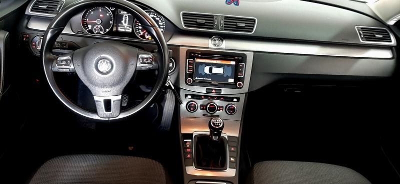 Volkswagen PASSAT VARIANT 