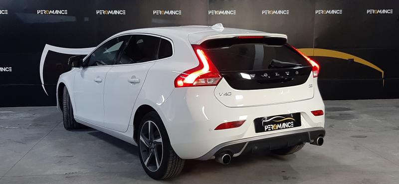 Volvo V40 R-DESIGN
