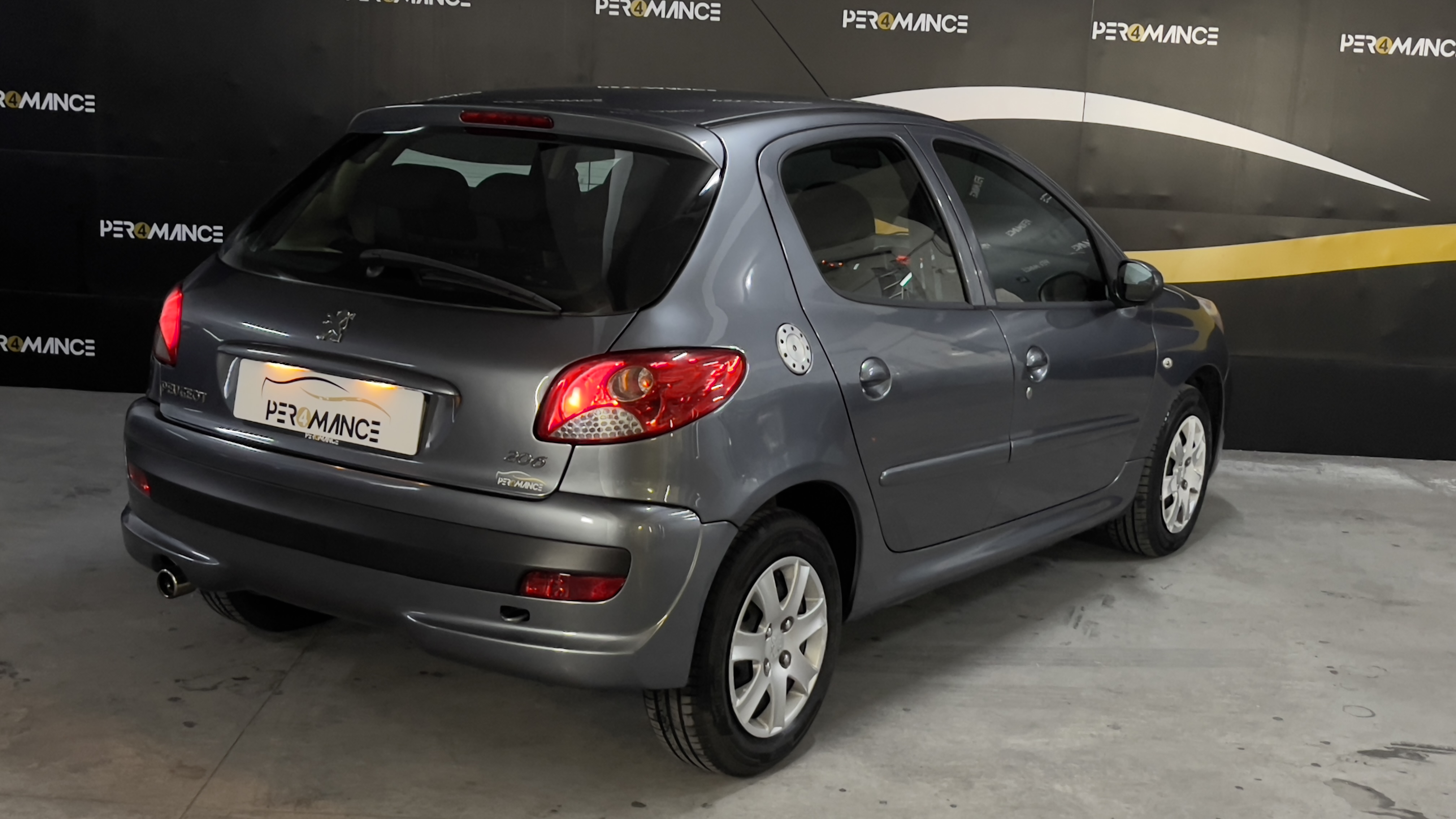 Peugeot 206+ 1.1 TRENDY | Per4mance