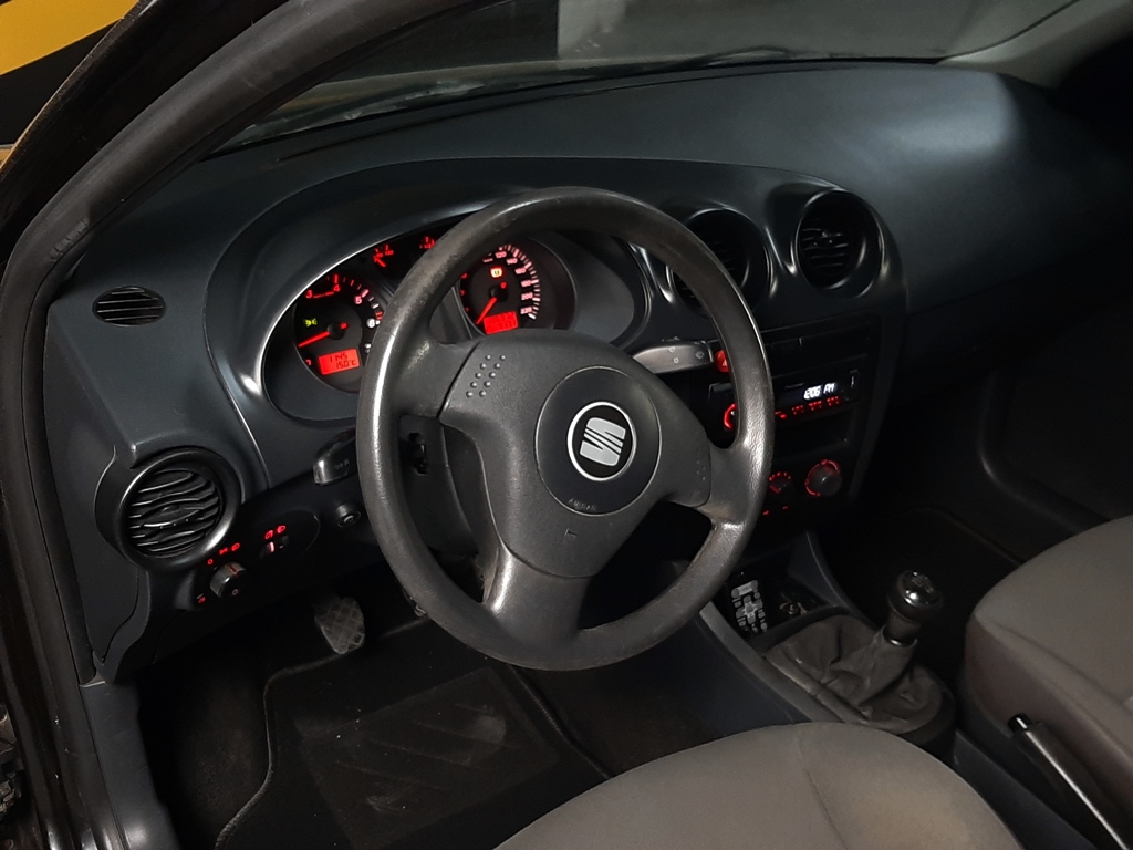 seat ibiza 2002 1.2 gasolina